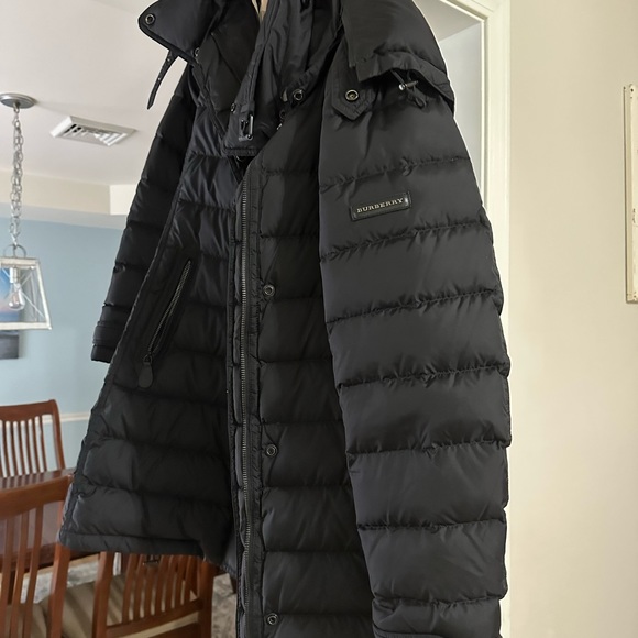 Burberry black down jacket size Large- like new - Picture 6 of 6